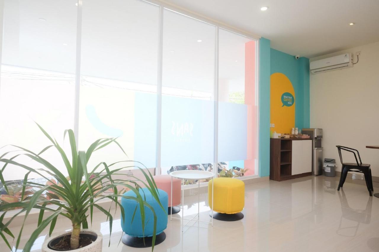 Sans Hotel Aurum Majapahit Semarang Exterior photo