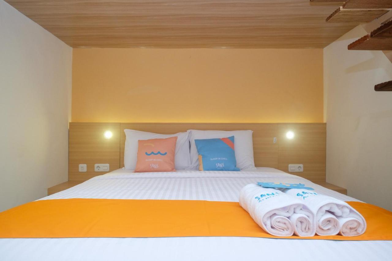 Sans Hotel Aurum Majapahit Semarang Exterior photo